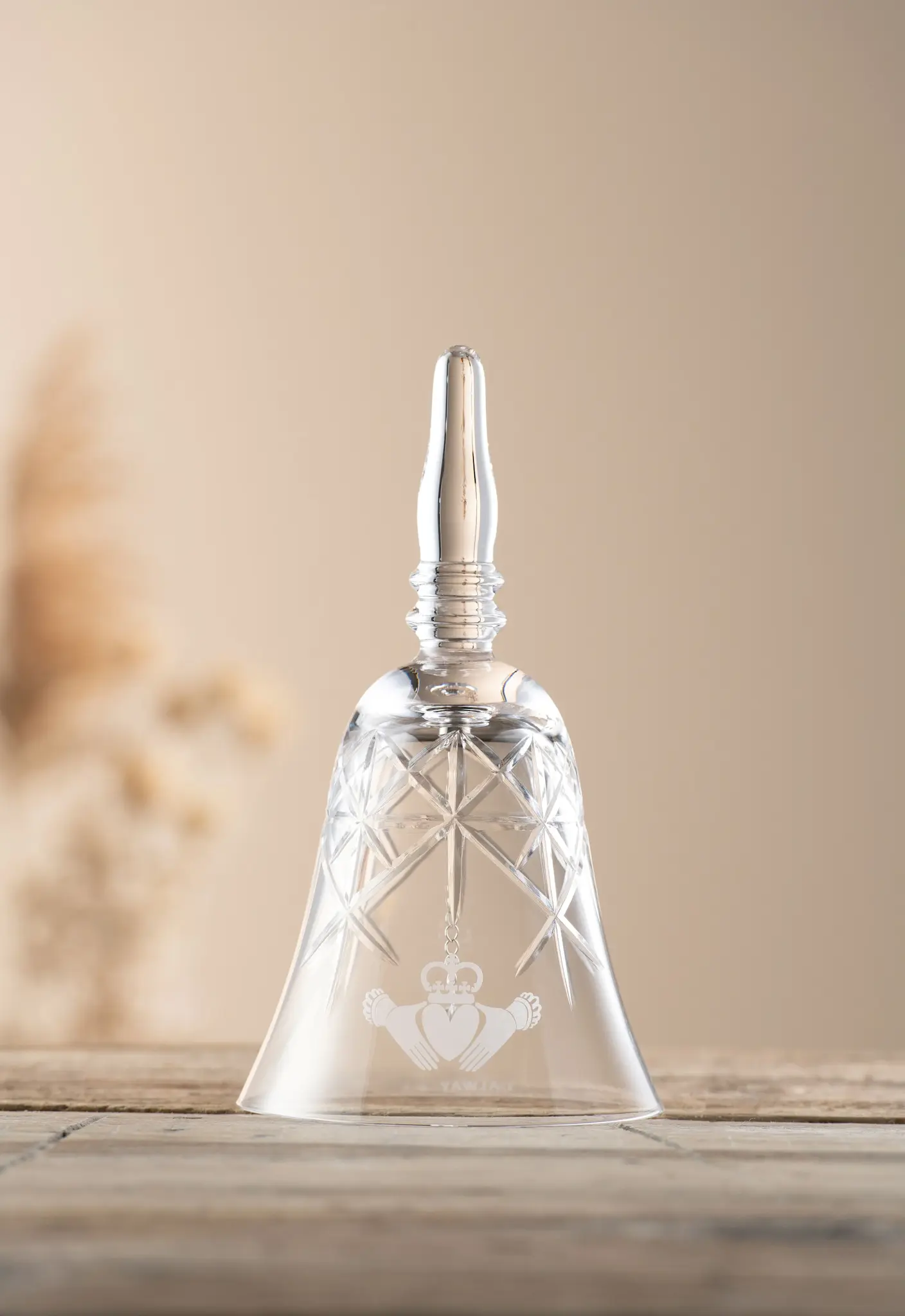 Galway Crystal Claddagh Make-up Bell