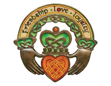 Royal Tara Claddagh Ring Plaque: Celtic Threads
