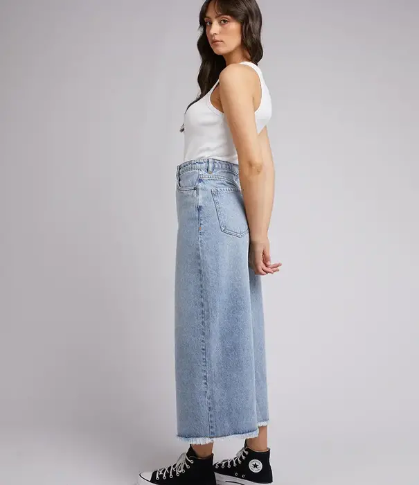 ALL ABOUT EVE Ray Maxi Skirt
