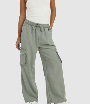 Day Trippin Cargo Trousers