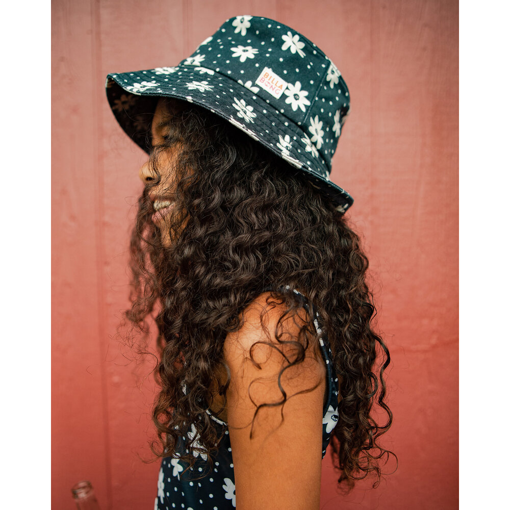 Teen Girls Bucket List Hat Limestone Surf