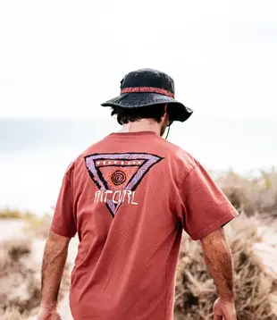 Archive Red Bluff Tee
