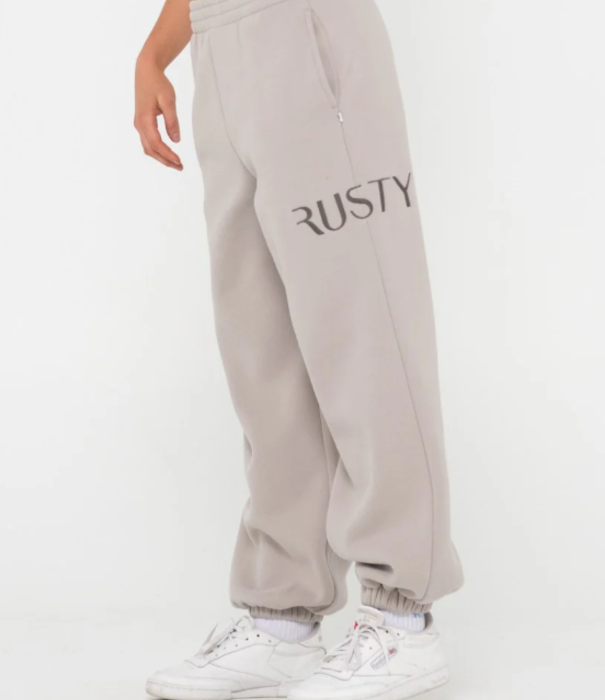 RUSTY Signature Oversize Trackpant