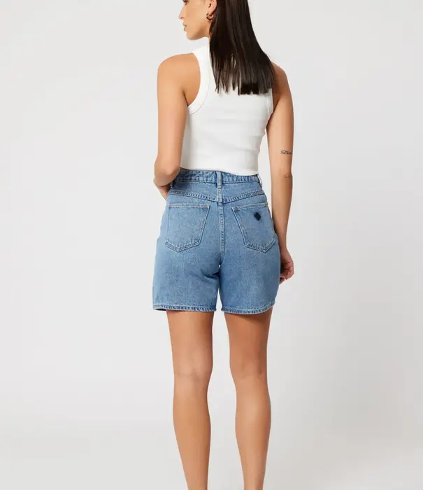 ABRAND Carrie Short - Naomi