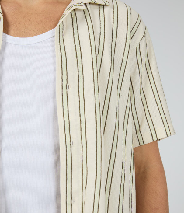 SILENT THEORY Kai Knit Short Sleeve Shirt