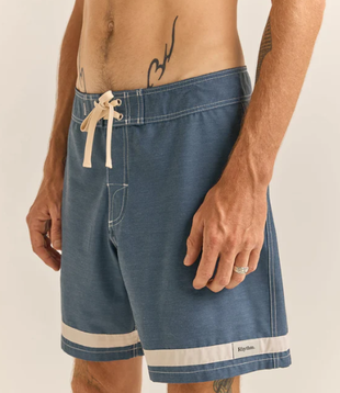 Signature Stripe Trunk