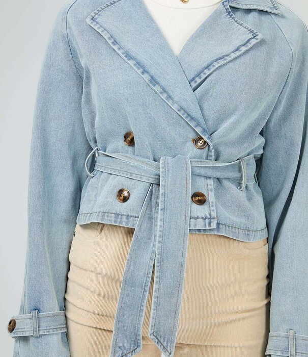 ALL ABOUT EVE Rio Cropped Trench