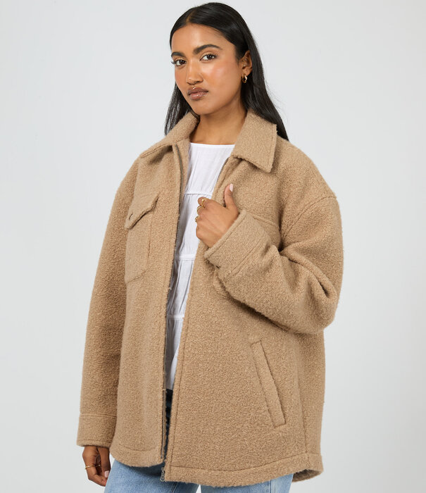 ALL ABOUT EVE Aria Shacket