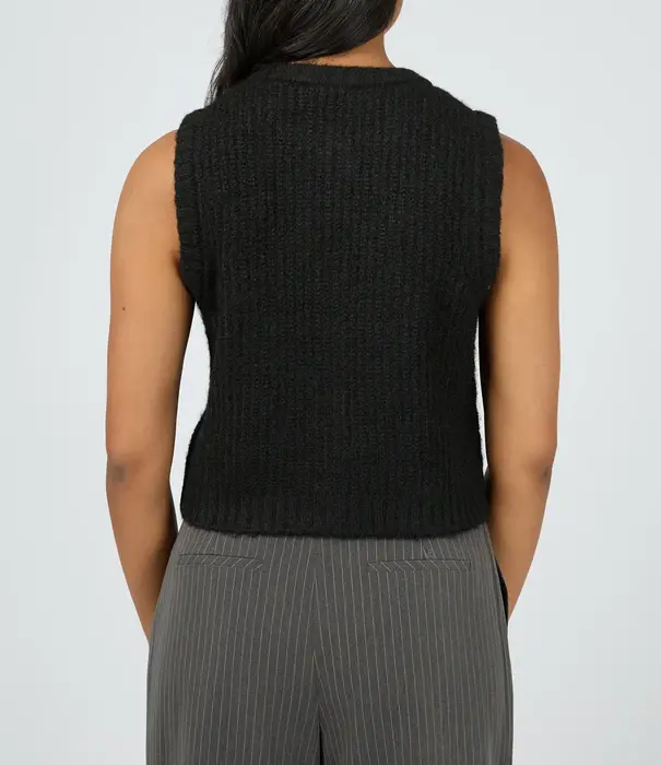 ALL ABOUT EVE Aya Knit Vest