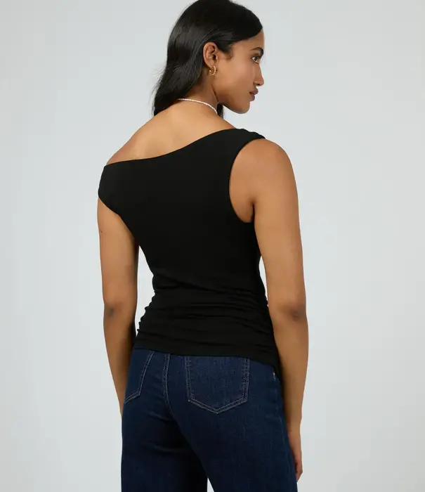 ALL ABOUT EVE Kylie Off Shoulder Top