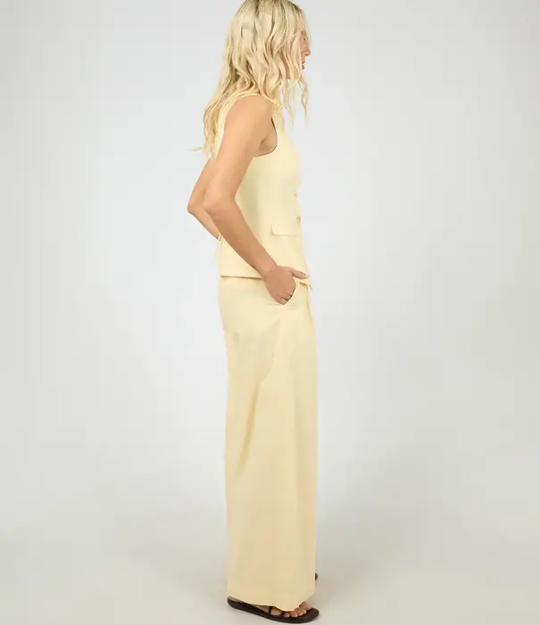 ALL ABOUT EVE Alessa Linen Vest