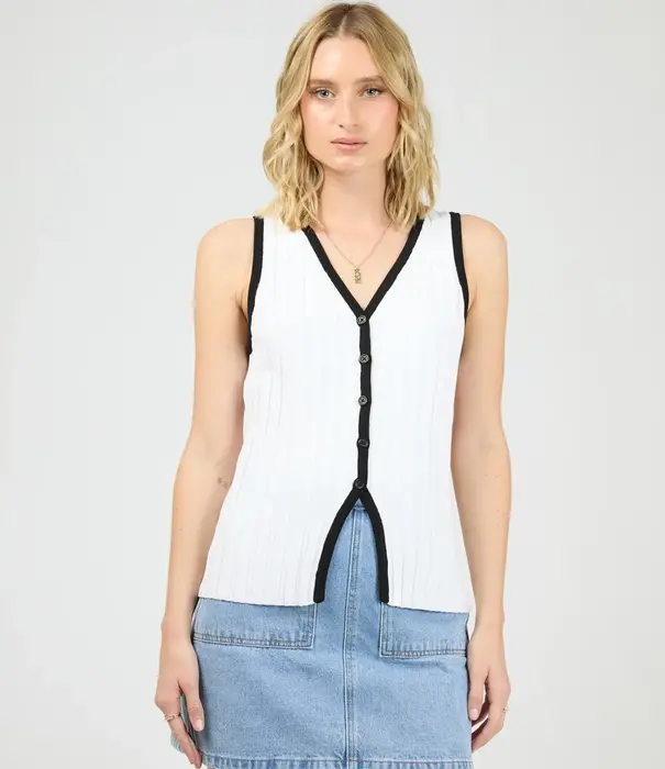 ALL ABOUT EVE Sigrid Top