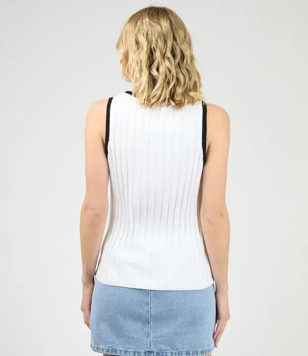 ALL ABOUT EVE Sigrid Top
