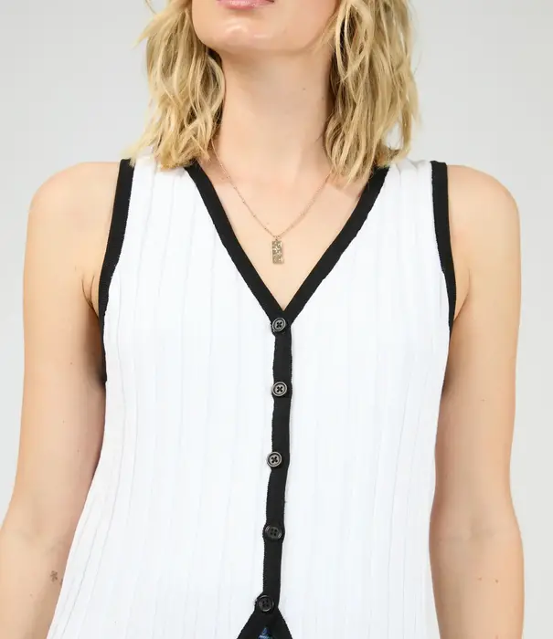 ALL ABOUT EVE Sigrid Top