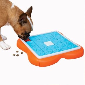 Nina Ottosson - Dog Challenge Slider Puzzle Toy Advanced