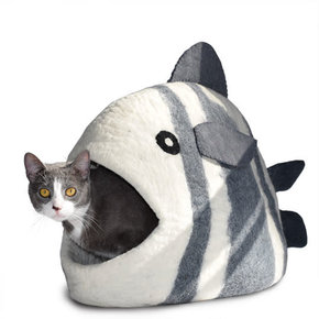 Dharma Dog Karma Kat - Wool Cave Bed FISH