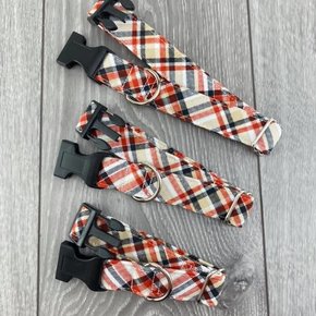 The Grey Dog - Clip Collar Red and White Plaid