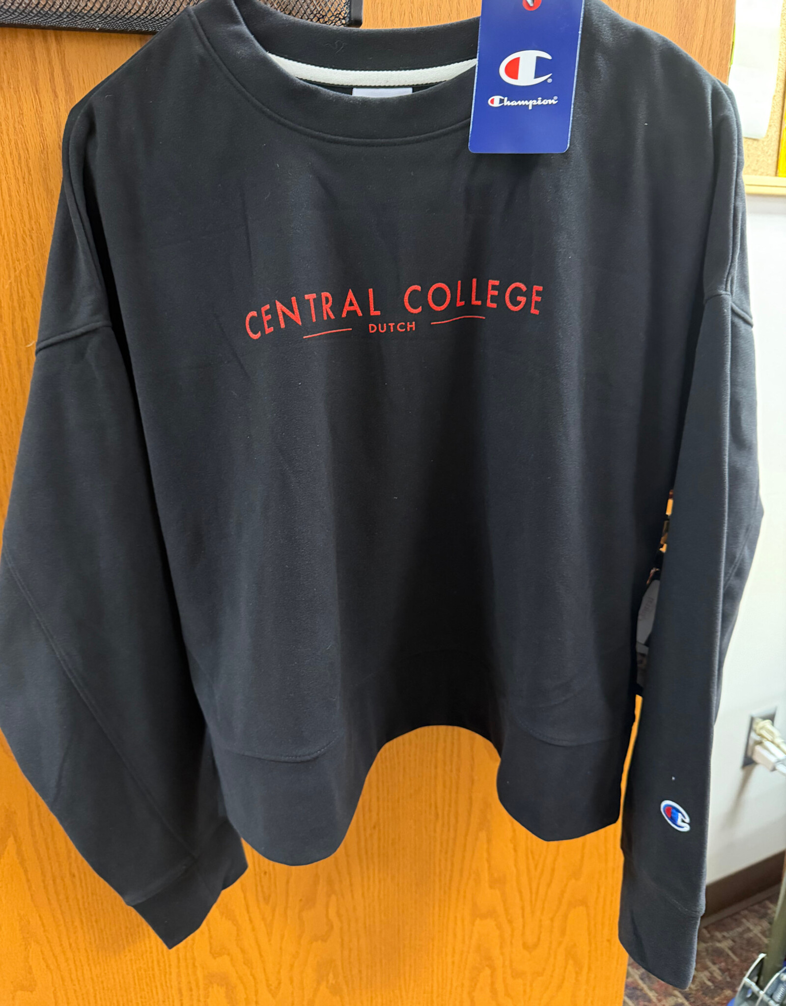 CHAMPION Champion Womens Sueded Cropped Crew Red Central Lettering