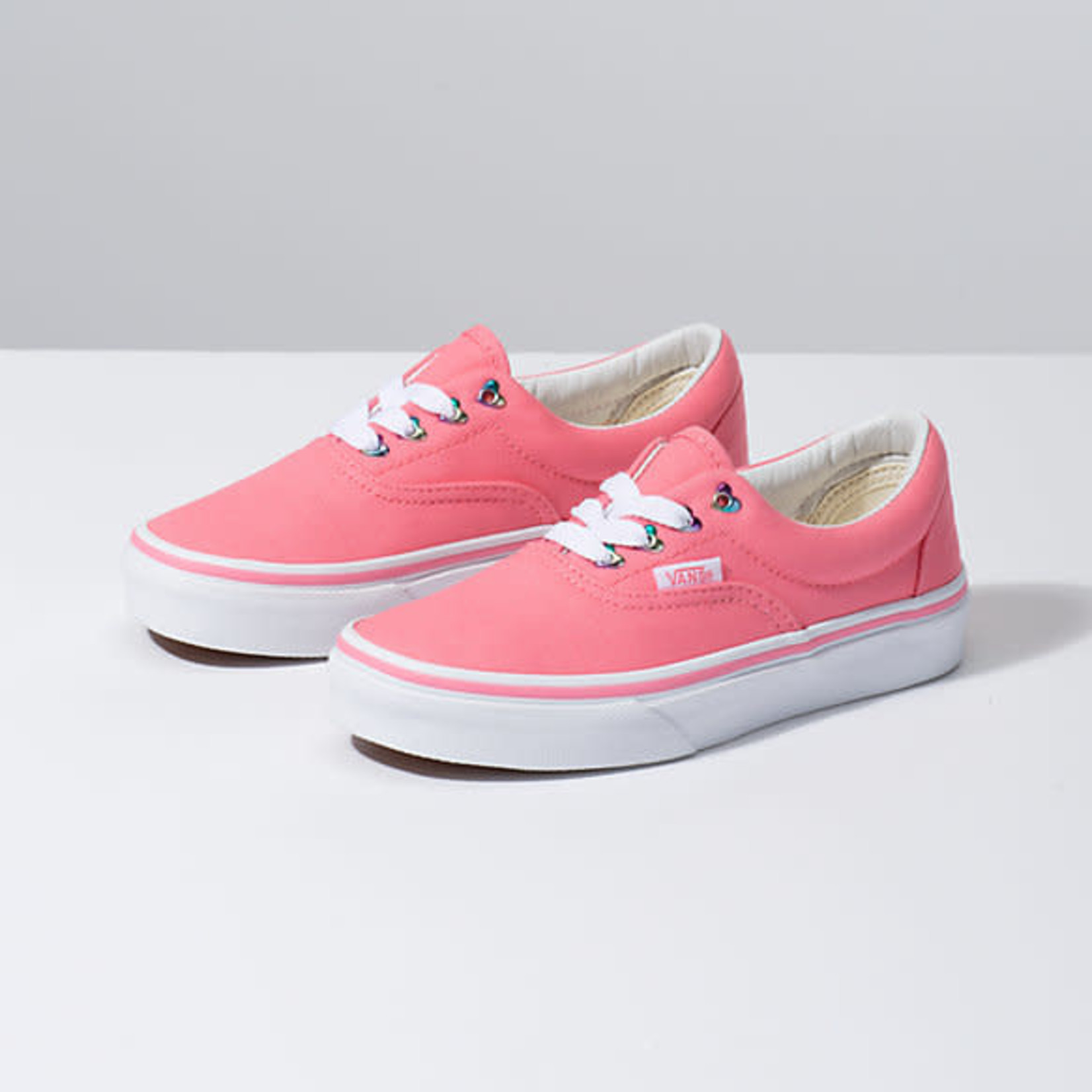 vans pink hearts