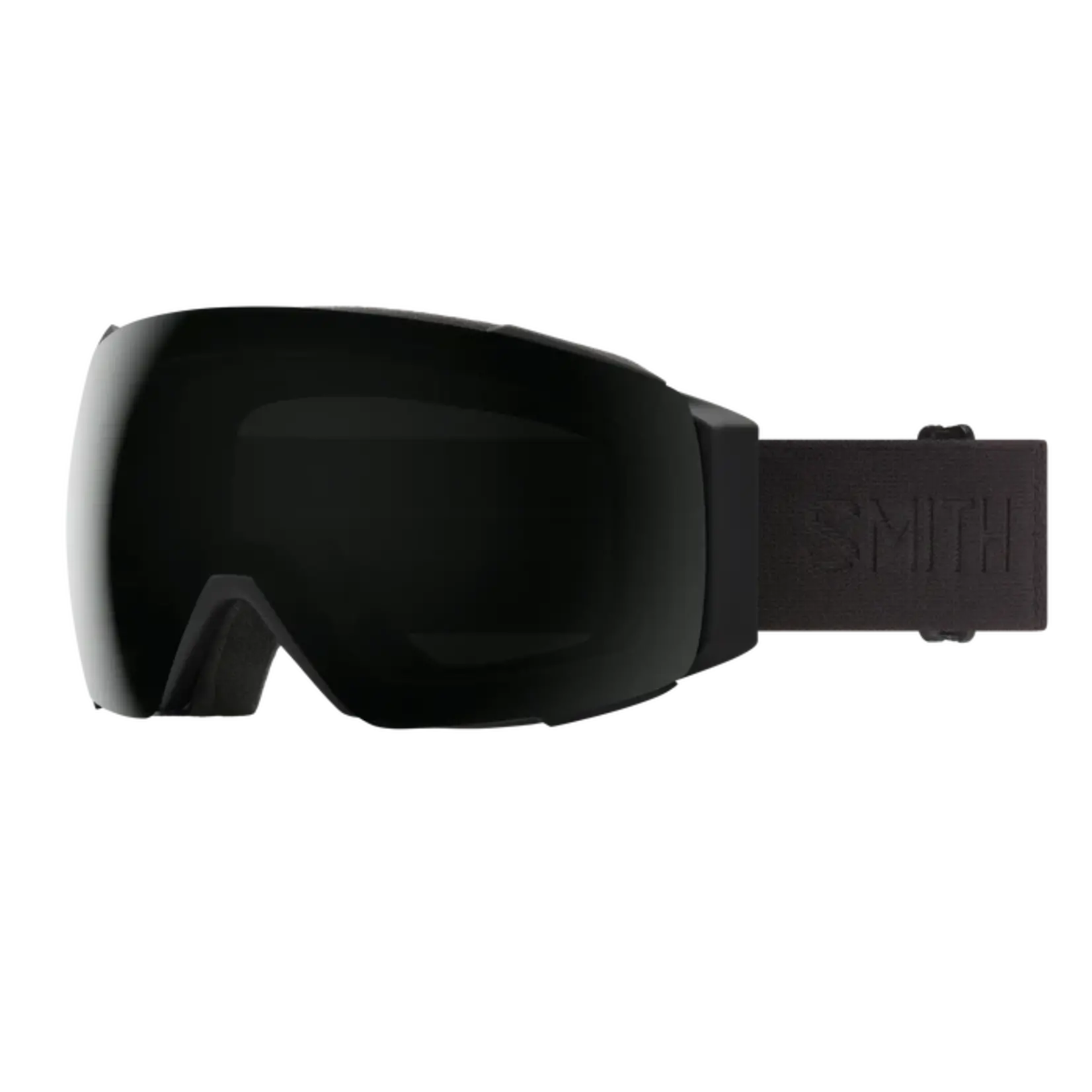 Smith Smith - I/O Mag - Blackout + ChromaPop Sun Black Lens