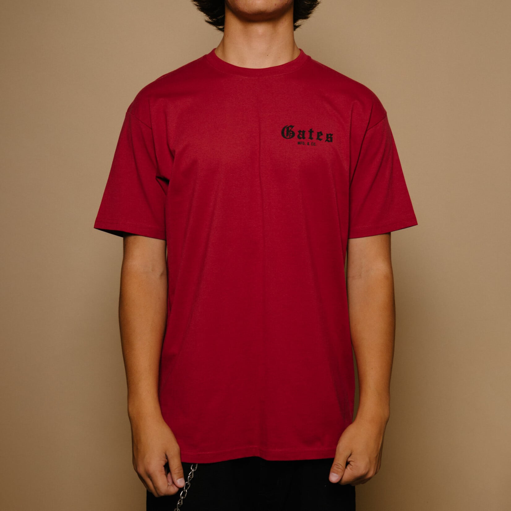 Gates Mfg Gates Mfg & Co Praying Hands Heavyweight T-Shirt- Brick Red