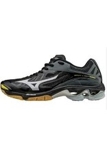 Mizuno The Women's Wave Lightning Z2 is still offered in the same classic, low-cut. This lightweight shoe features the parallel wave plate that creates lateral stability- essential for quick lateral movements during court play. Ideal for use during both practice