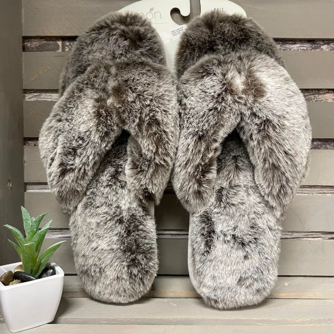 Faux fur slippers L V – Three Saving Grace Co.