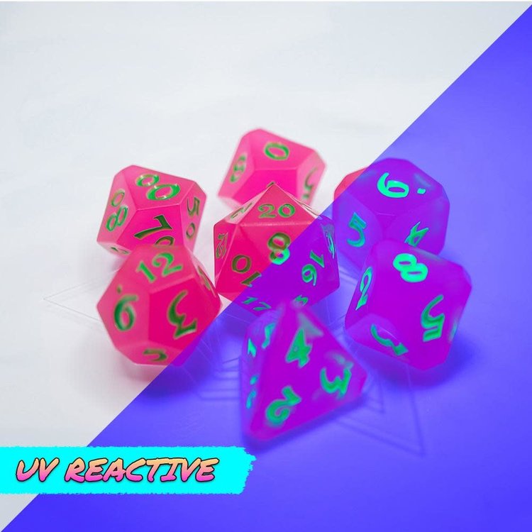 DIE HARD DICE DIE HARD DICE 7 PIECE RPG SET AFTERDARK AVALORE FUNKY TOWN