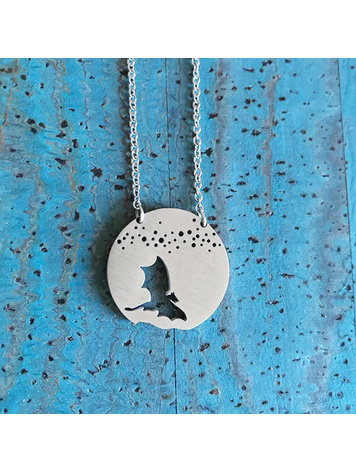 FLYING DRAGON NECKLACE