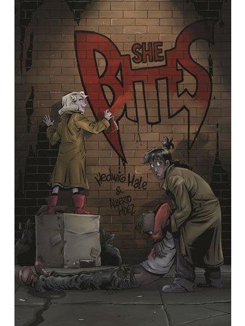 SCOUT COMICS SHE BITES TP