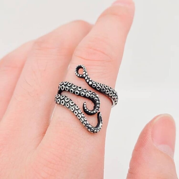 MIO QUEENA OCTOPUS TENTACLE ADJUSTABLE RING - STAINLESS STEEL