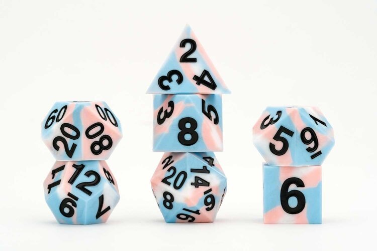 FANROLL FANROLL 16 MM PRIDE SHARP EDGE SILICONE RUBBER POLY DICE SET: TRANSGENDER