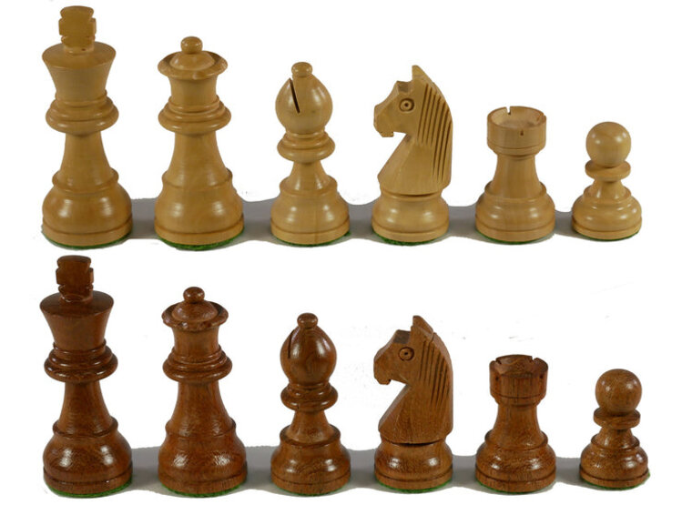 WORLDWISE IMPORTS CHESS PIECES SMALL KIKKERWOOD GERMAN CHESS PIECES