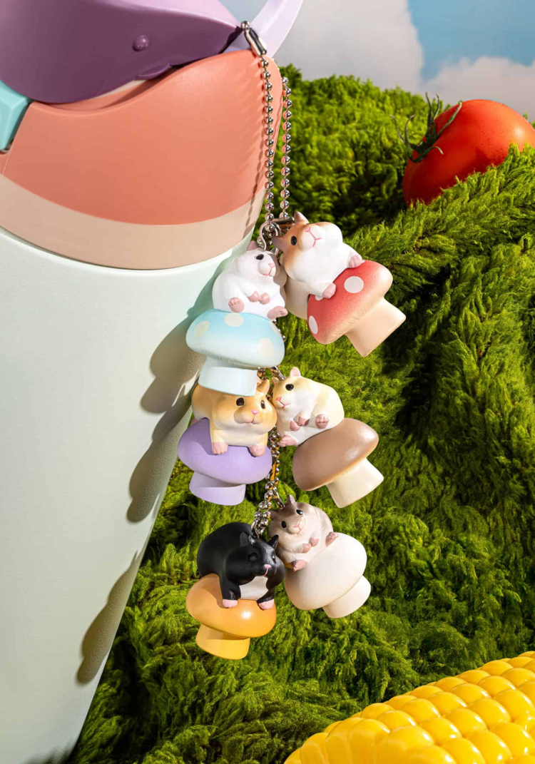 HAMSTER ON MUSHROOM BLIND BOX