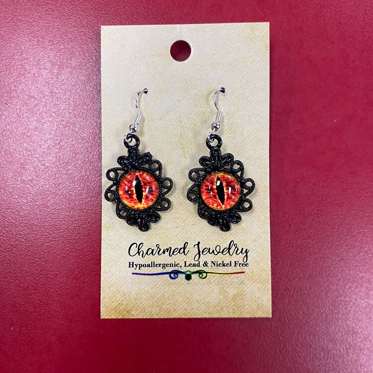 DRAGON EYE GOTHIC DANGLE EARRINGS - RED