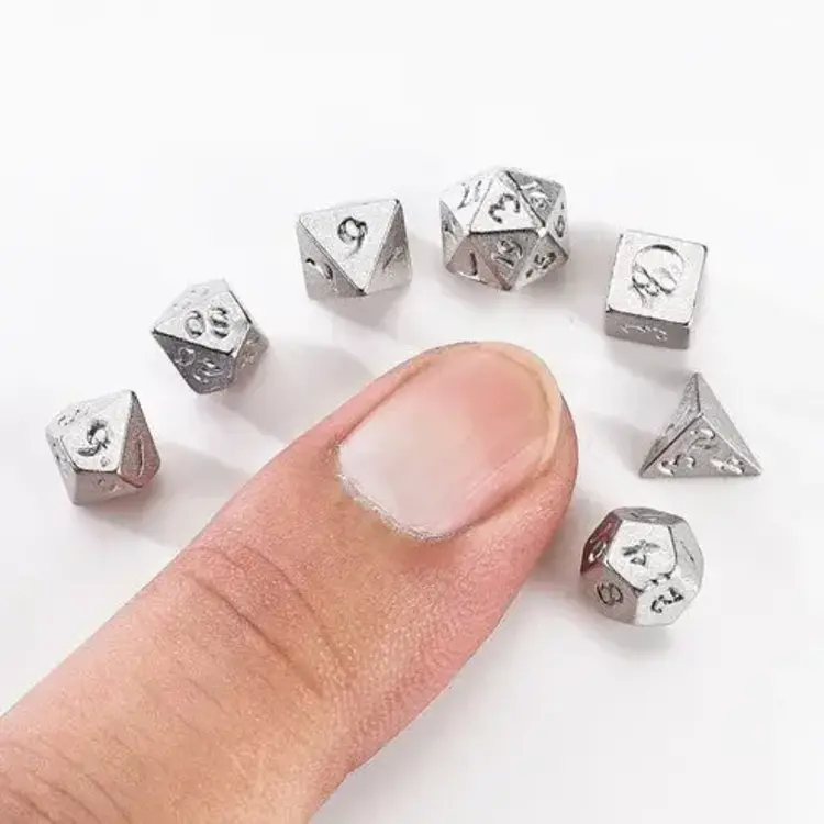 HYMGHO HYMGHO UNSEELIE MINI RPG DICE SET - SILVER