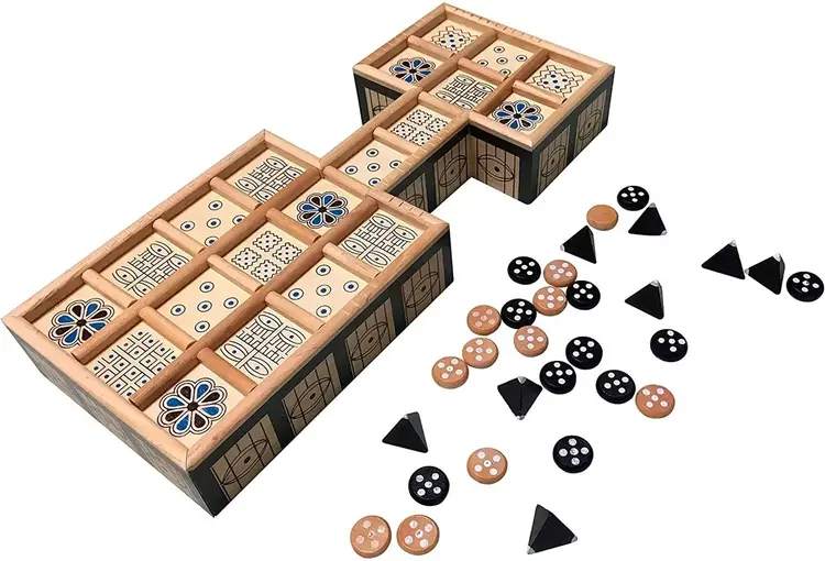 THE GAME OF UR