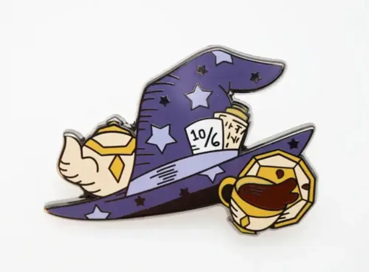 FOAM BRAIN GAMES FOAM BRAIN GAMES ALICE'S ADVENTURES IN DICELAND ENAMEL PIN: MAD WIZARD'S HAT