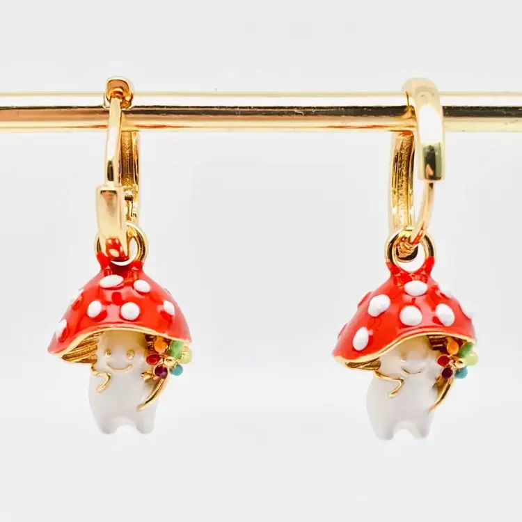 MIO QUEENA 3D ENAMEL CUTE MUSHROOM HOOP EARRINGS
