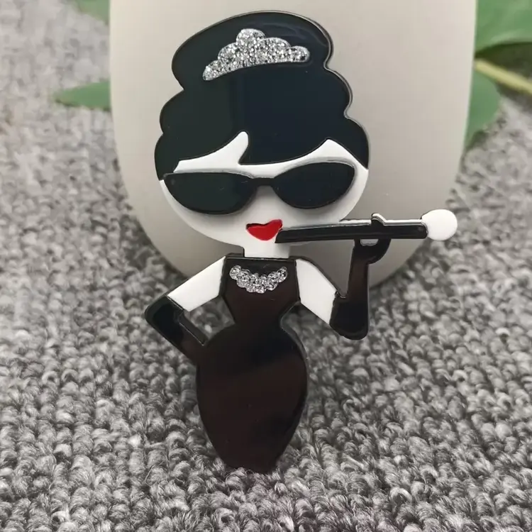 MIO QUEENA MODERN WOMAN SMOKING ACRYLIC BROOCH
