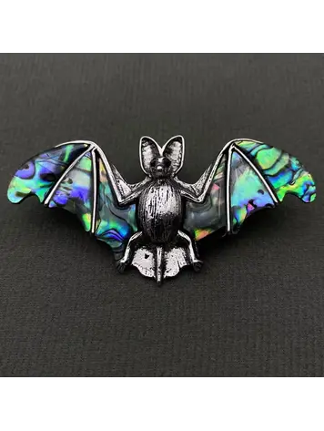MIO QUEENA ABALONE SHELL BAT BROOCH & NECKLACE