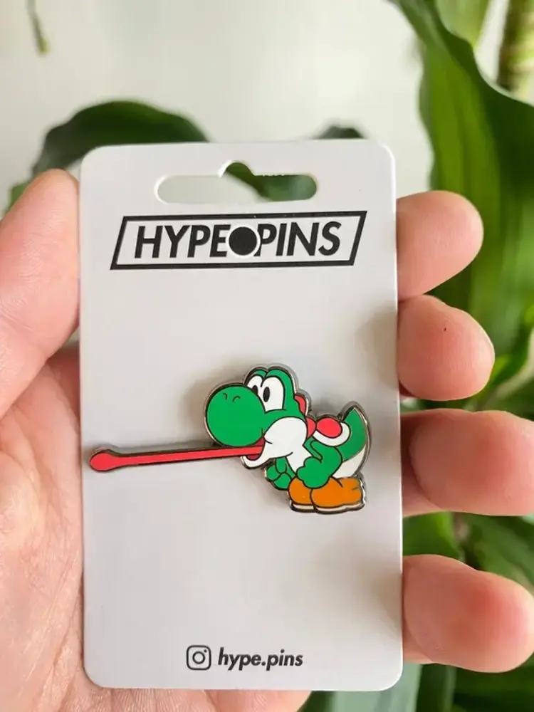 YOSHI GREEN HARD ENAMEL PIN