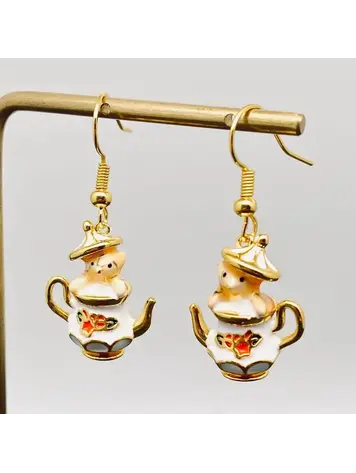 MIO QUEENA THE CHIPMUNK IN THE TEACUP DANGLE EARRINGS