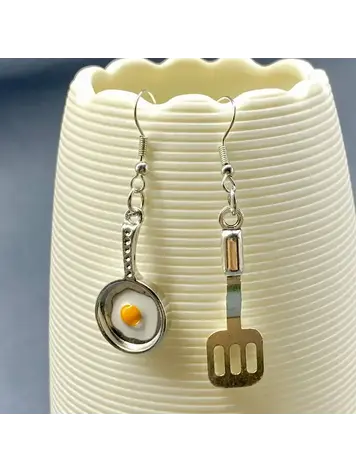 MIO QUEENA POACHED EGG KITCHENWARE DANGLE EARRINGS