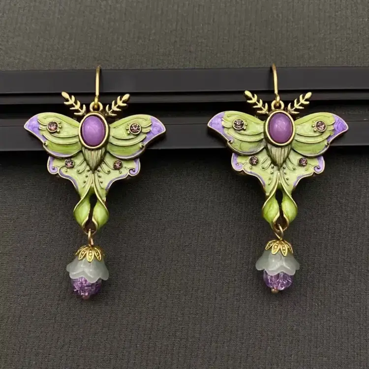 MIO QUEENA VINTAGE GREEN ENAMEL MOTH DANGLE EARRING