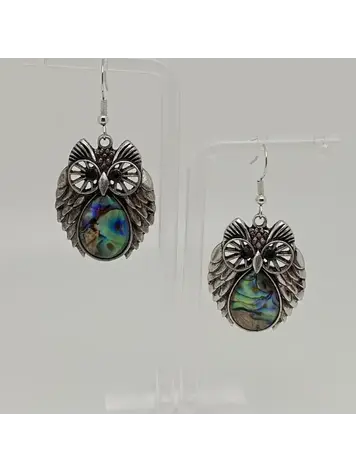 MIO QUEENA LARGE OWL ABALONE SHELL DANGLE EARRING