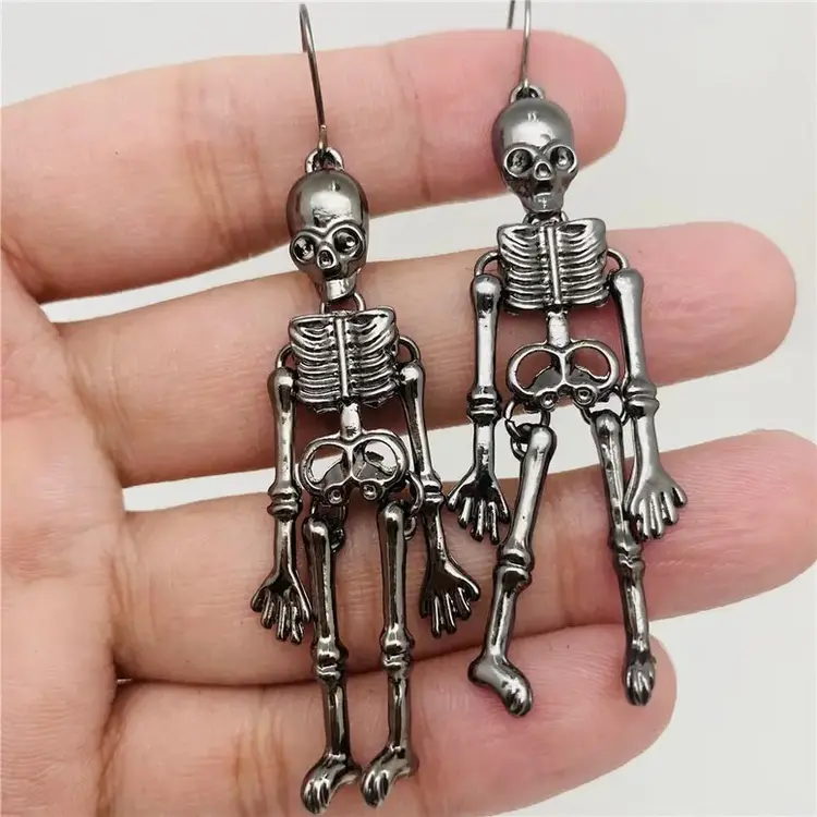 MIO QUEENA RETRO SKELETON DANGLE EARRINGS
