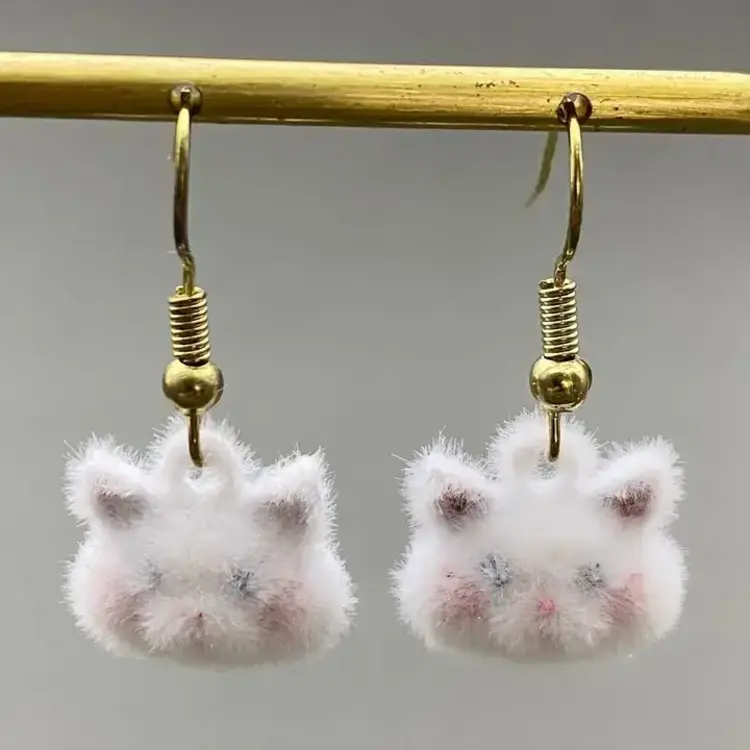 MIO QUEENA CUTE FLOCKING KITTEN HEAD DANGLE EARRINGS