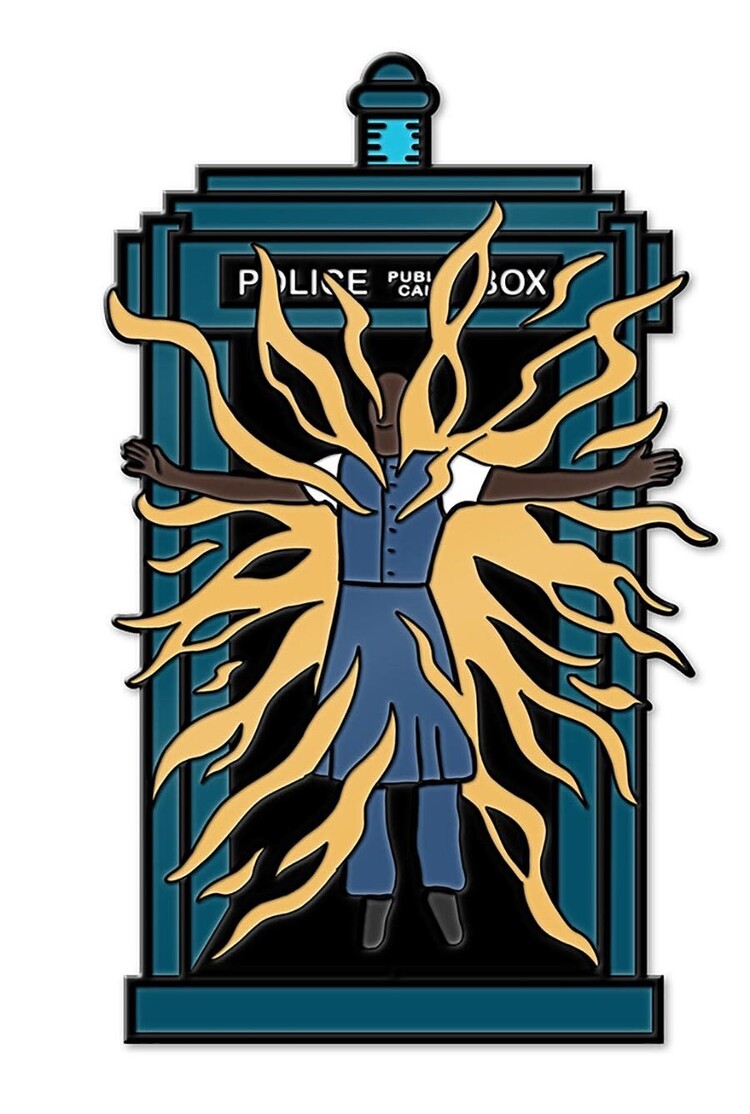 TITAN COMICS DOCTOR WHO FIFTEENTH DOCTOR REGENERATION TARDIS ENAMEL PIN BADGE