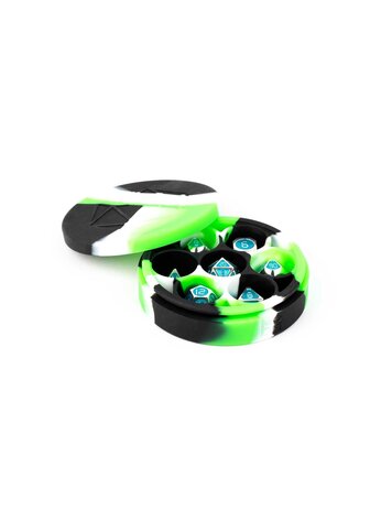 MDG MDG SILICONE ROUND DICE CASE GREEN/BLACK/WHITE